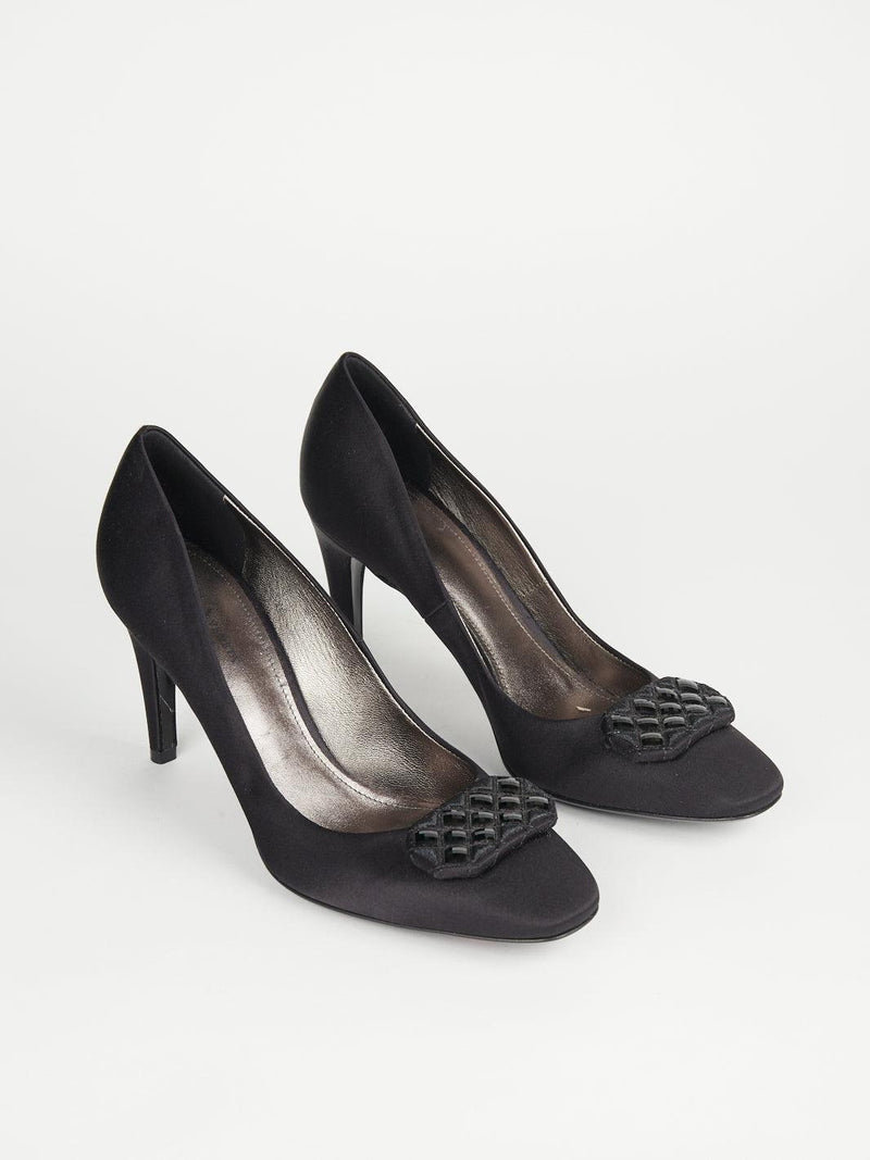 2010 Bottega Veneta dark blue Bottega Veneta pumps with jewel application CVM17.62.4  Bottega Veneta 