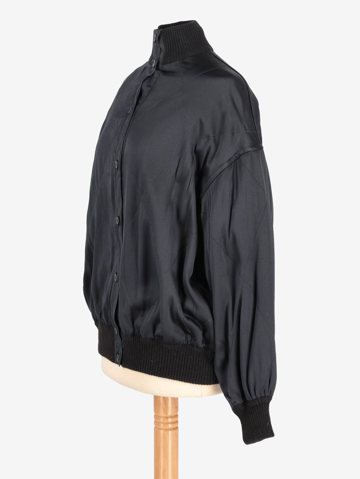 Vintage Black Quilted Jacket W2511.118.05  Vintage 