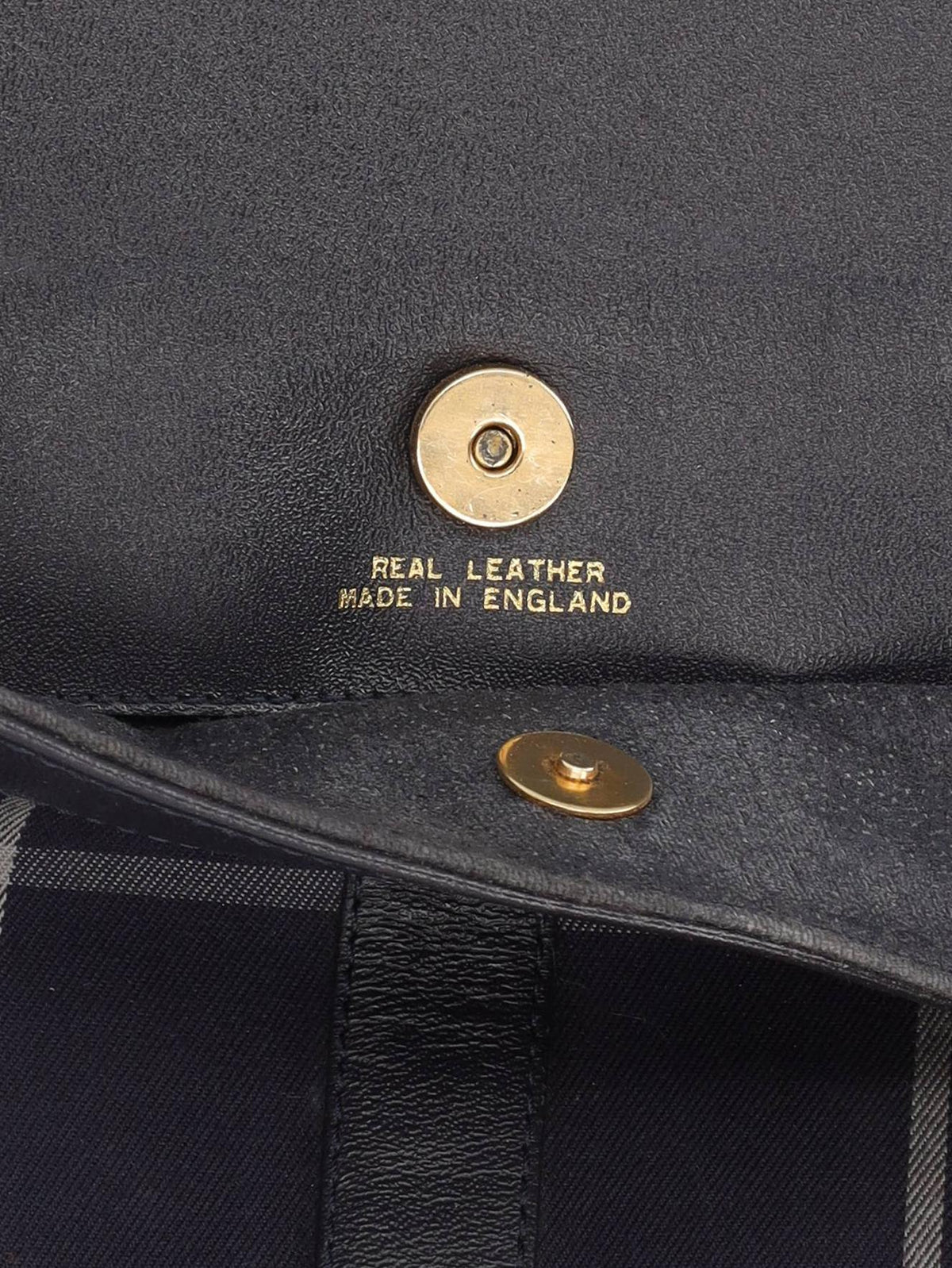 Burberry Canvas Clutch W2412124  Burberry 