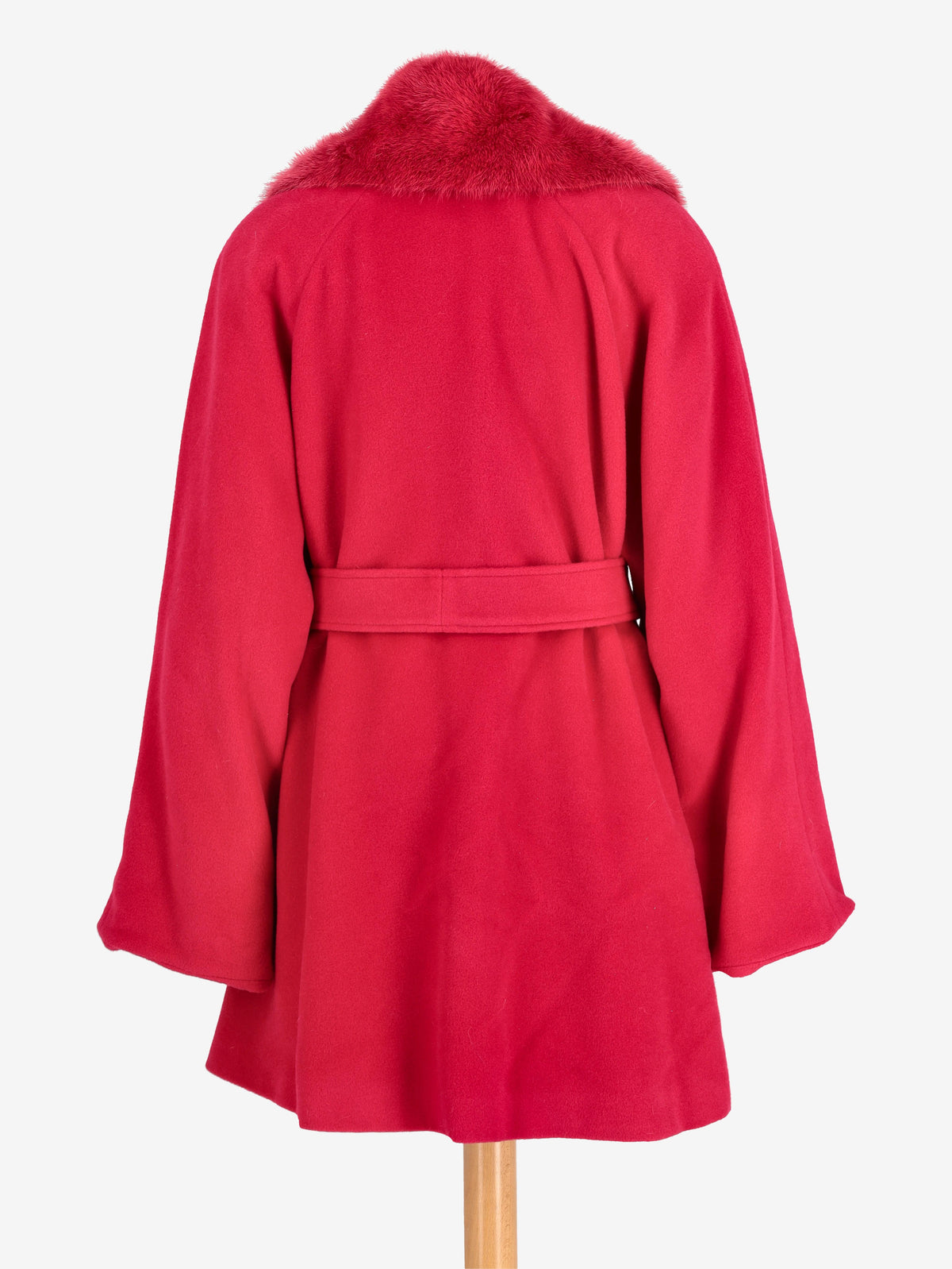 Mondrian Fucsia Fur Coat W2511.115.14  Mondrian 