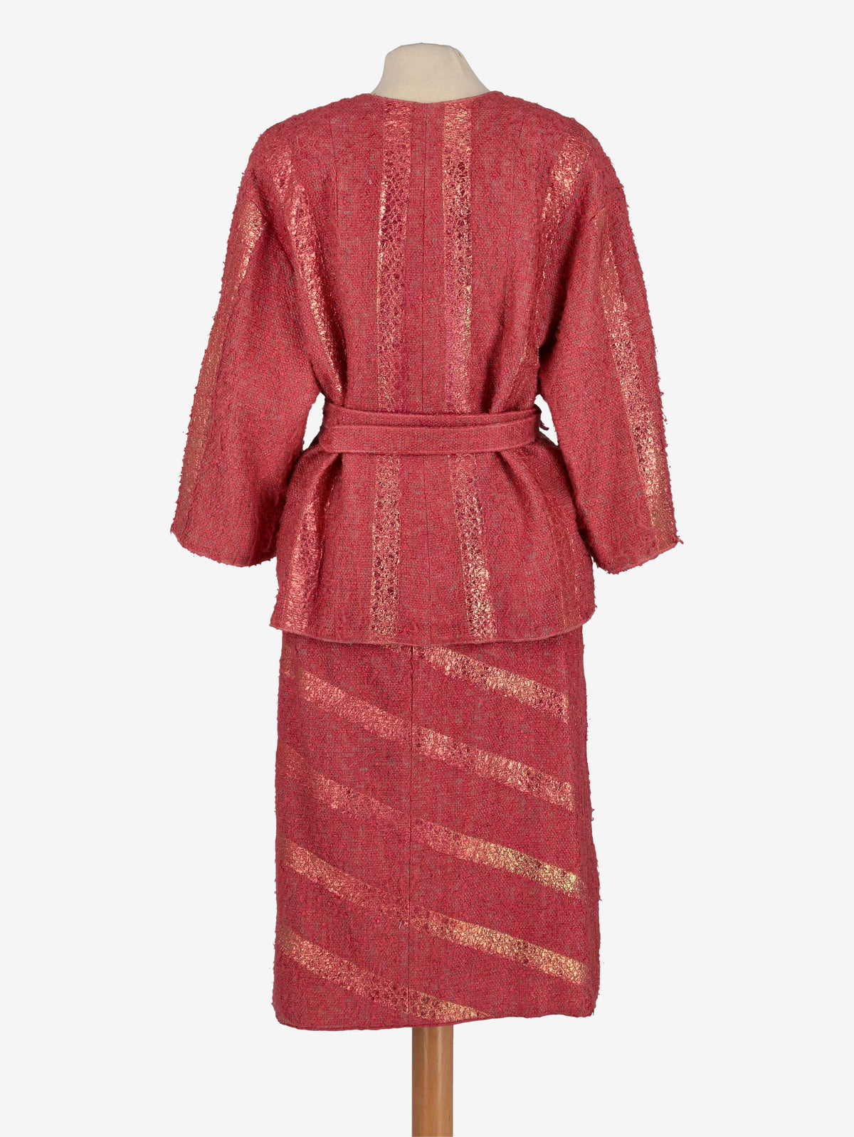 Chanel Pink Bouclé Suit MZ1914018  Chanel 