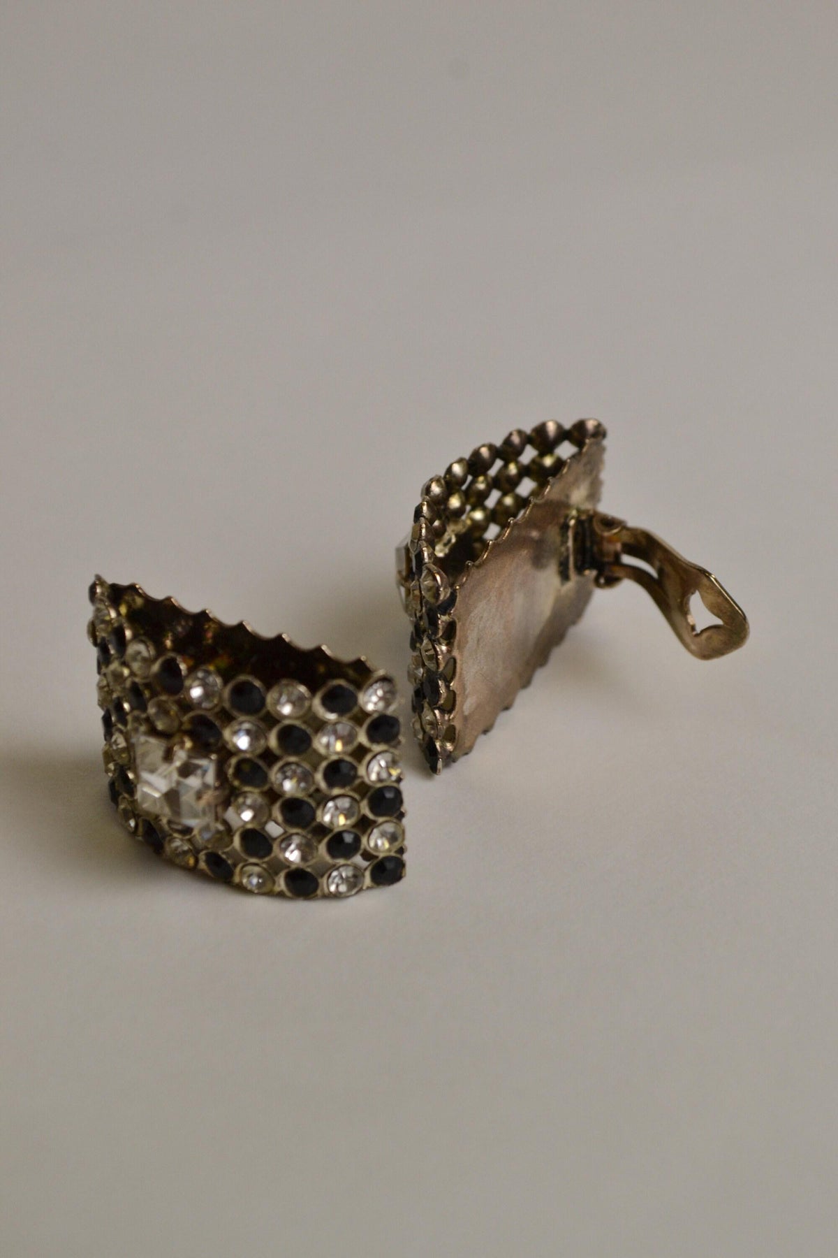Rectangular Clip-on Bozart Earrings W22040618  Bozart 