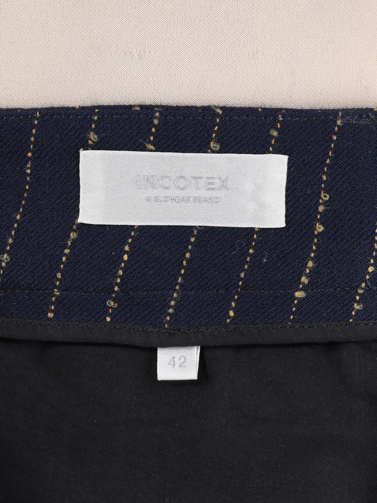 Incotex Pinstripe Trousers WCV30052025.43  Incotex 