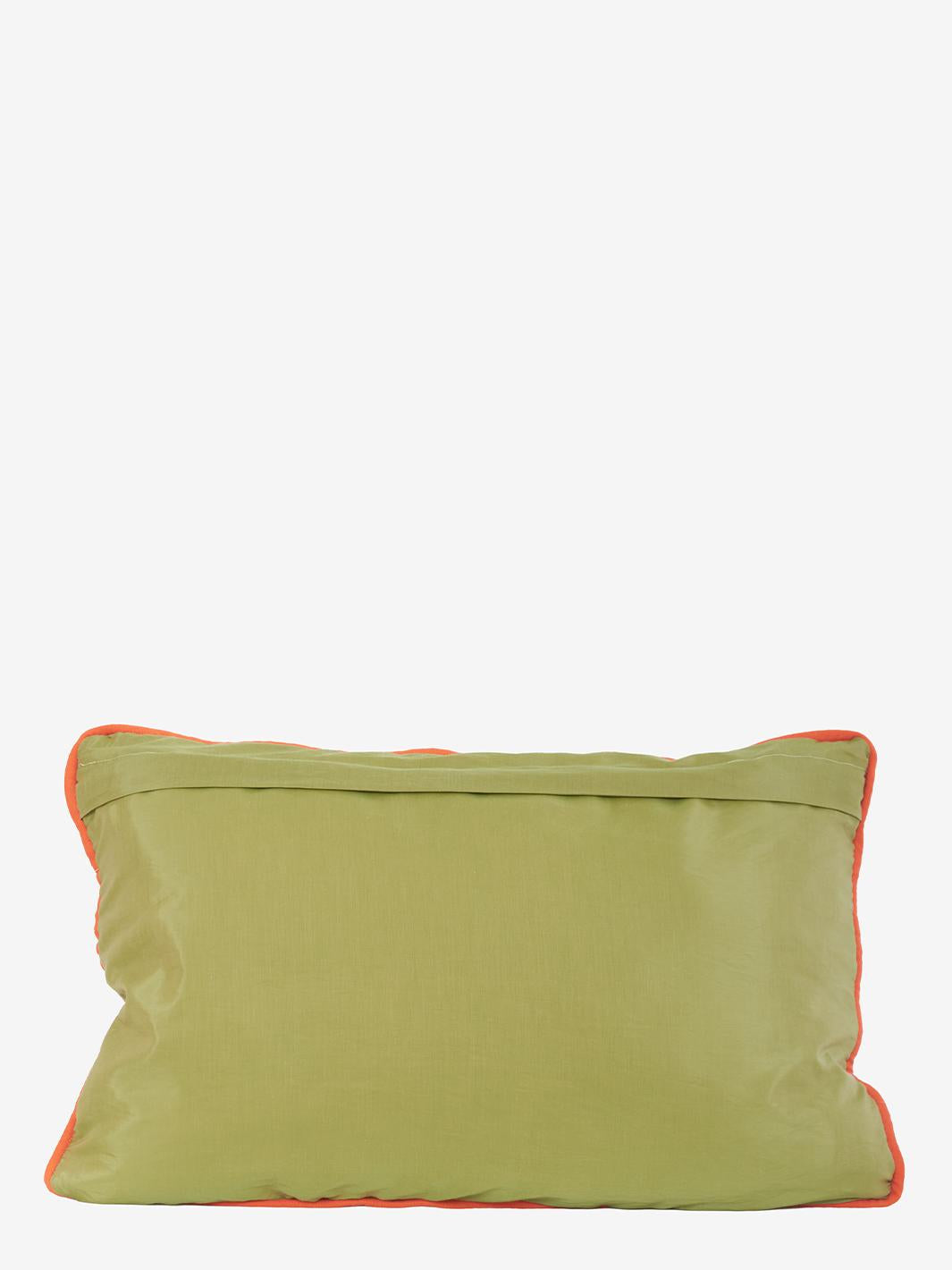 Furnishing pillow