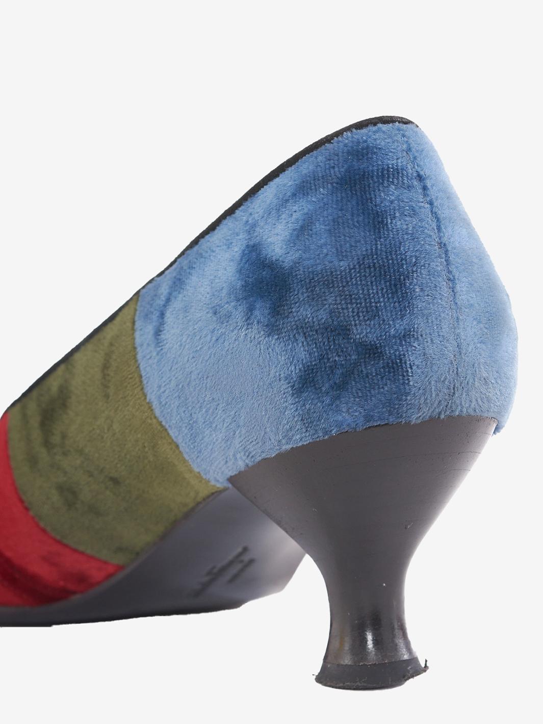 Salvatore Ferragamo pumps limited edition Axia model