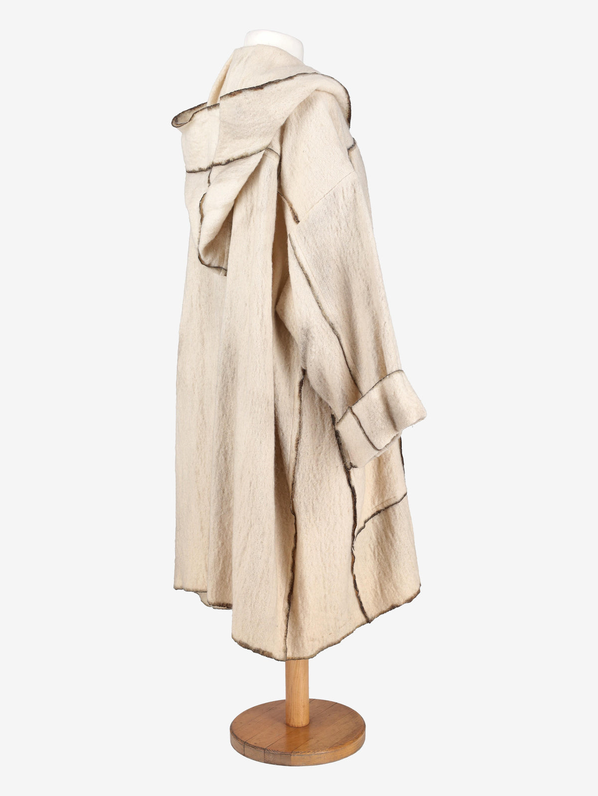 Issey Miyake Wool Overcoat DM10043128  Miyake 