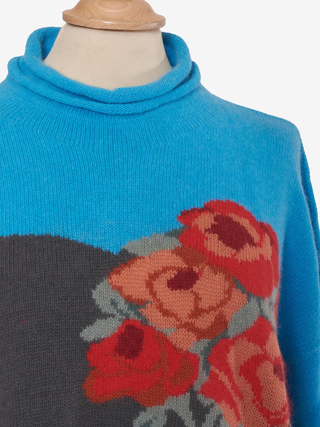Krizia Maglia con ricamo fiori e cani
