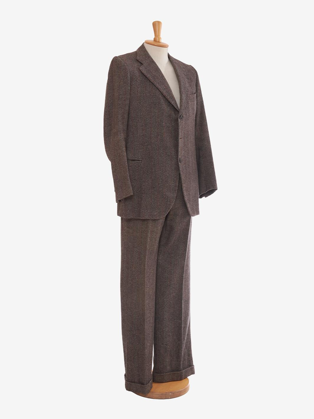 Brown herringbone suit U81_11/18  Vintage 