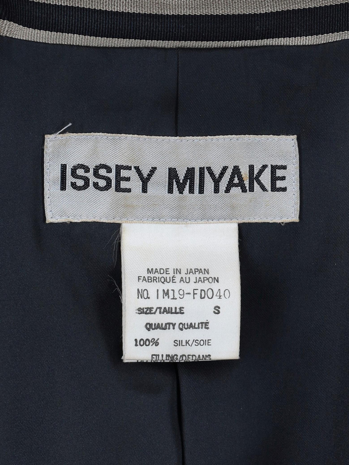 Issey Miyake Jacket in Silk DM10043111  Issey Miyake 