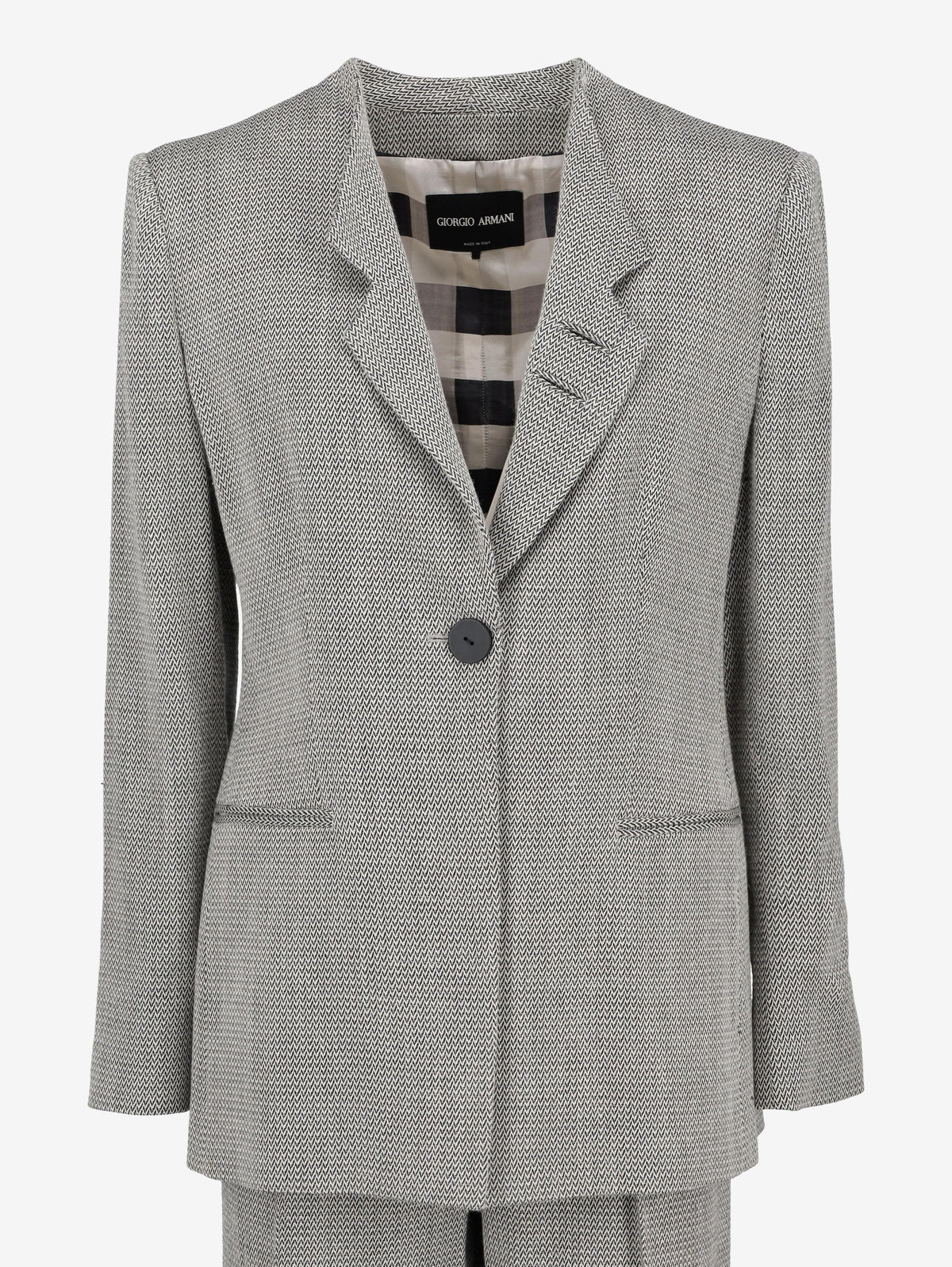 Giorgio Armani Two-Piece Suit with Collarless Blazer W27526.30  Giorgio Armani 