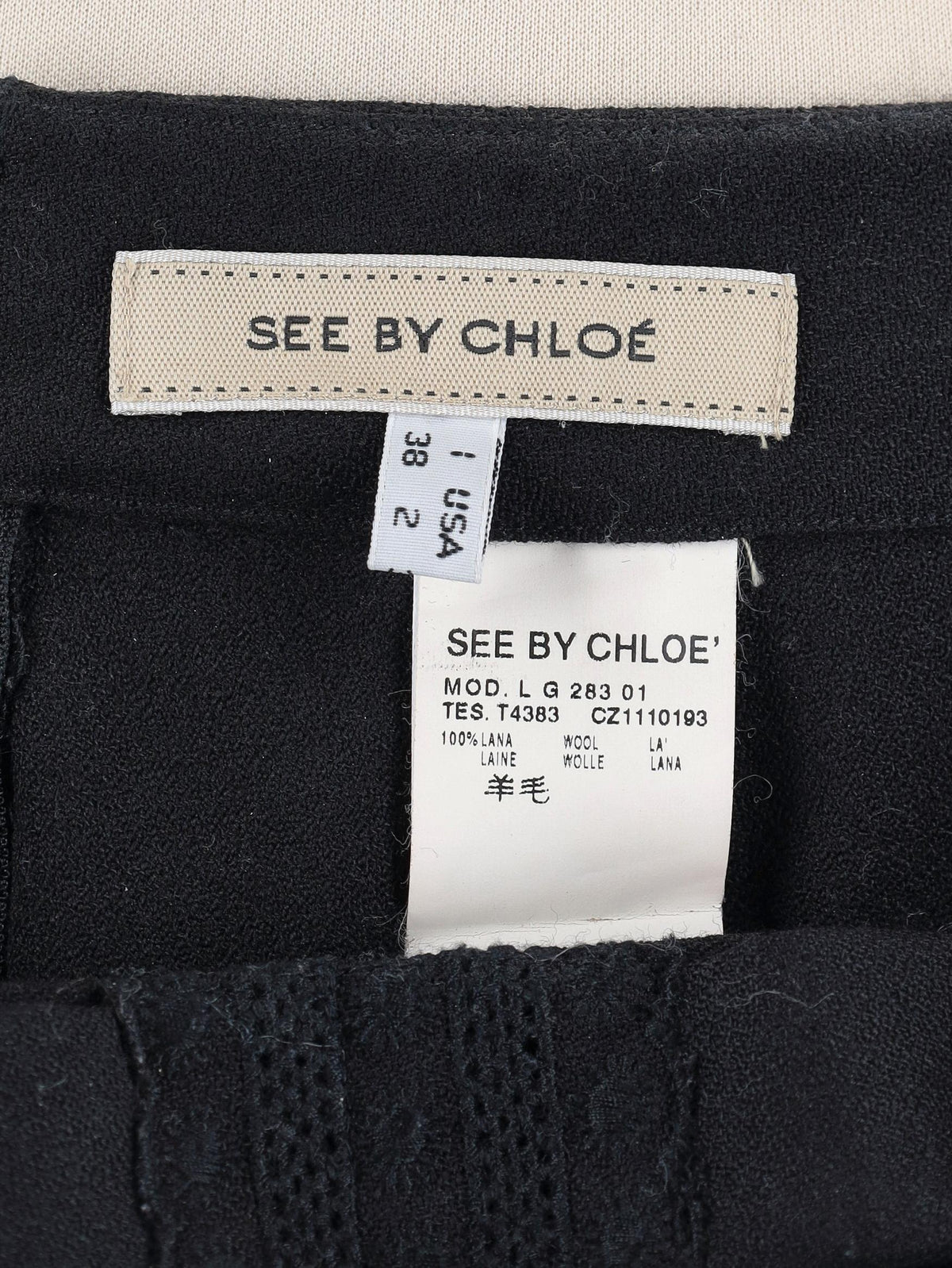 See by Chloé Black Mini Skirt with Bow Detail CVB23.75.7  Chloé 