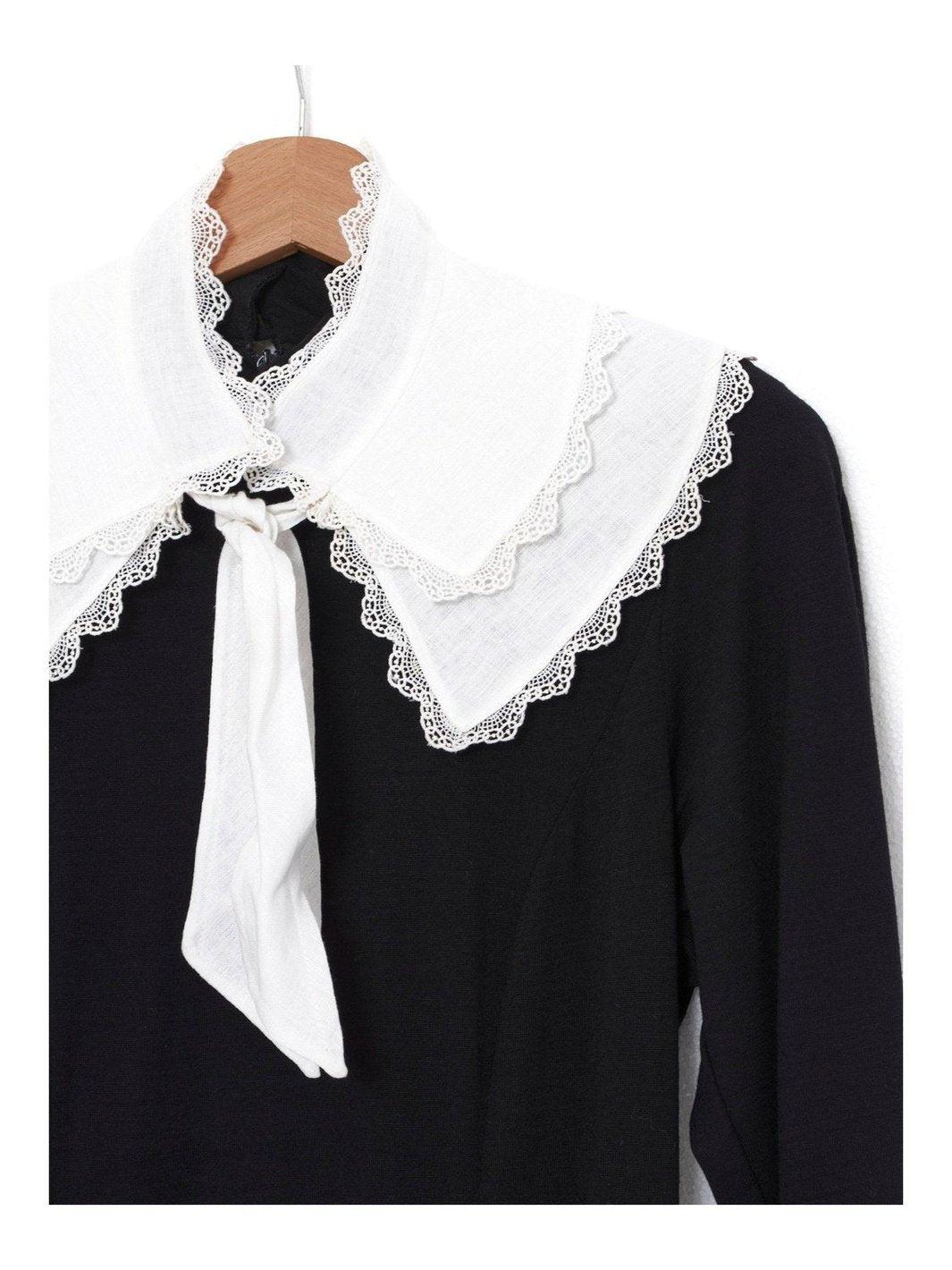 Laura Ashley dress with white collar MR19222.1  Laura Ashley 