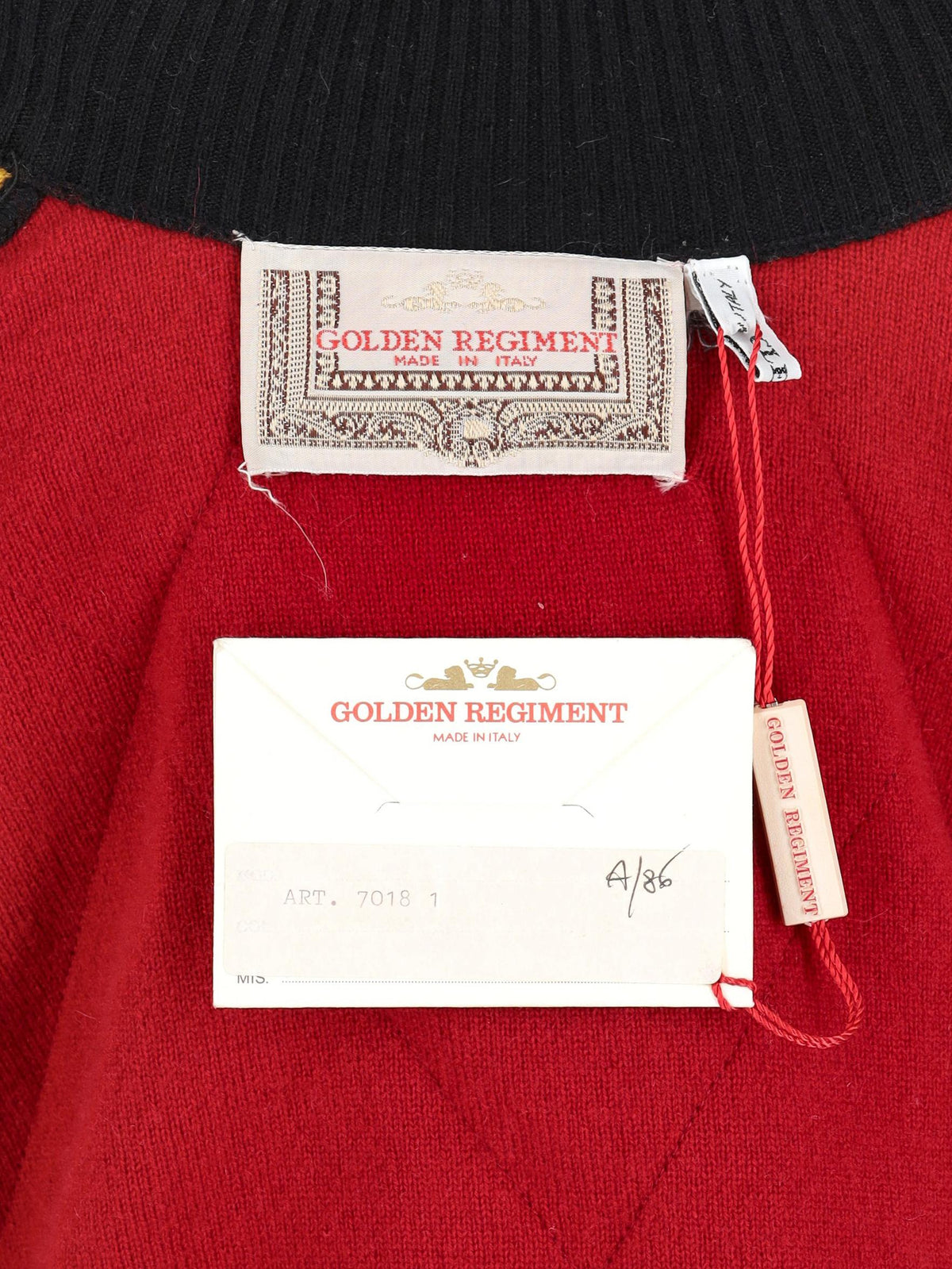 Vintage Black Quilted Jacket W2511.118.05  Vintage 