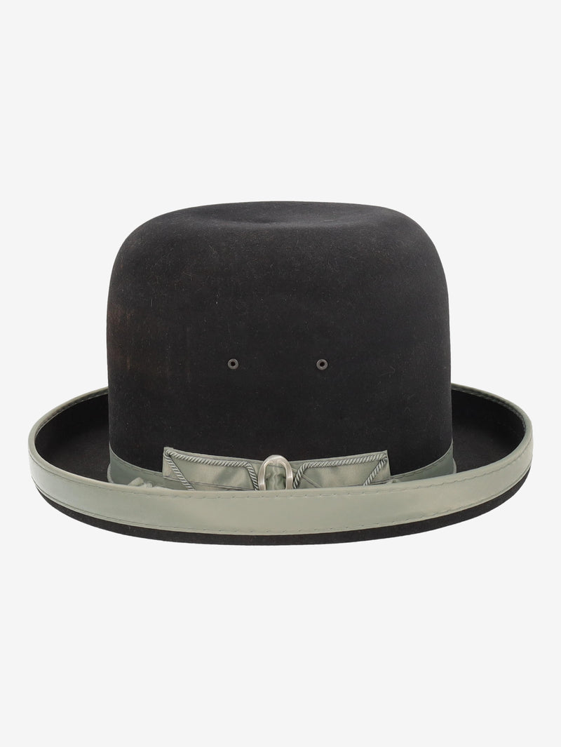 Grey Felt Hat with Silver Ribbon Trim W27526.139  Vintage 