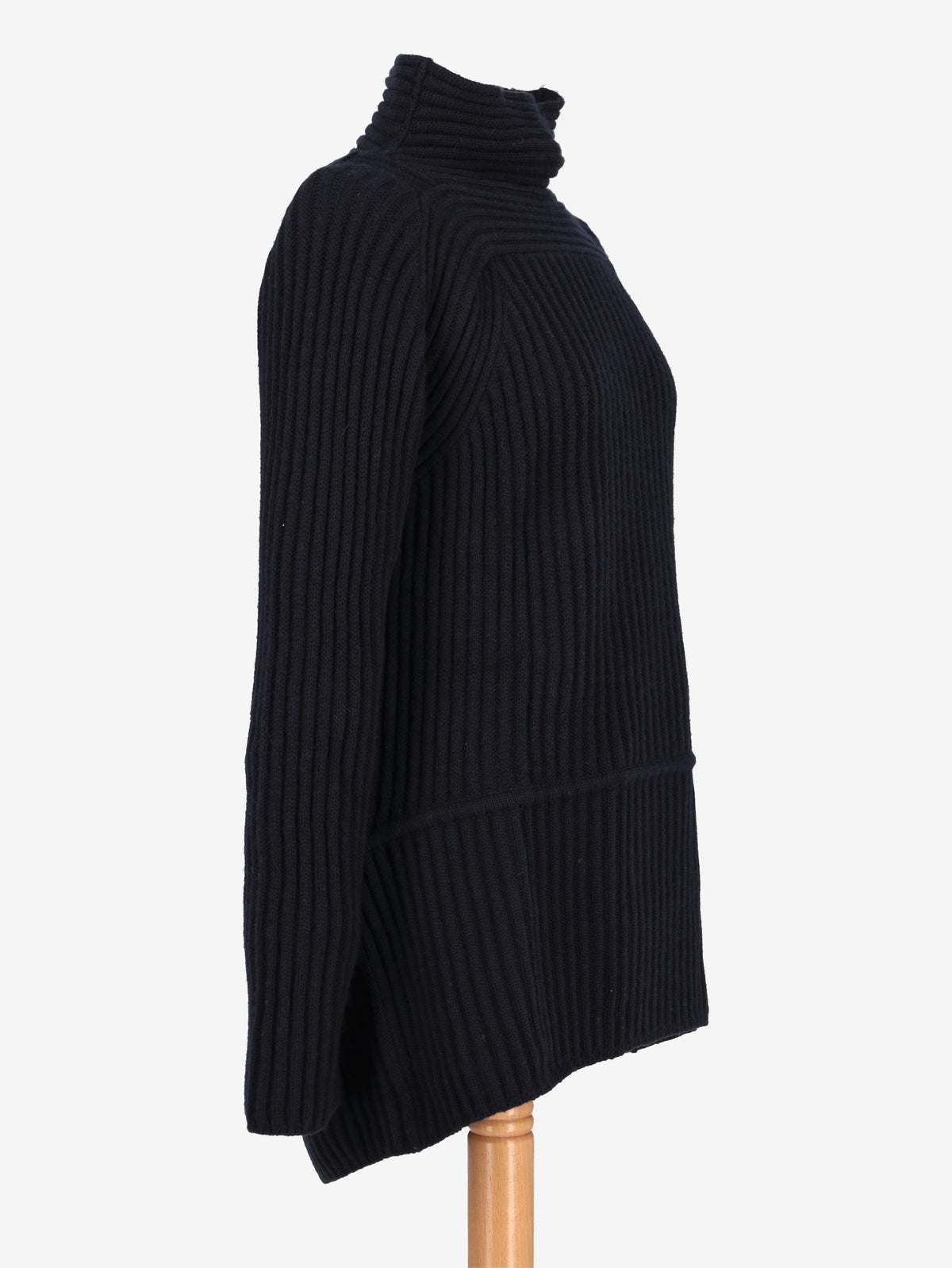 Gianfranco Ferré Wool Sweater. W2511.83  Gianfranco Ferré 