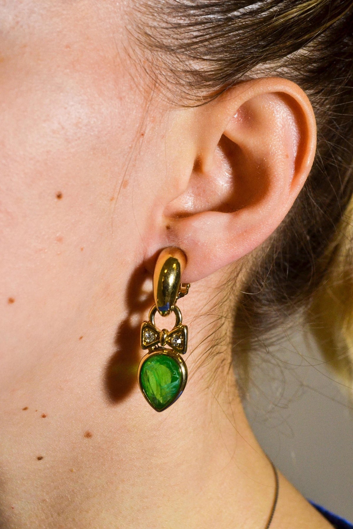 Vintage Clip-on Earrings W22040614  Vintage 