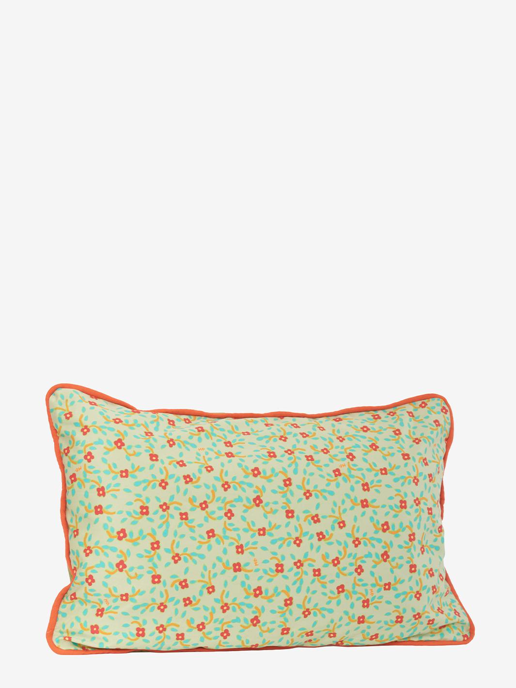 Furnishing pillow