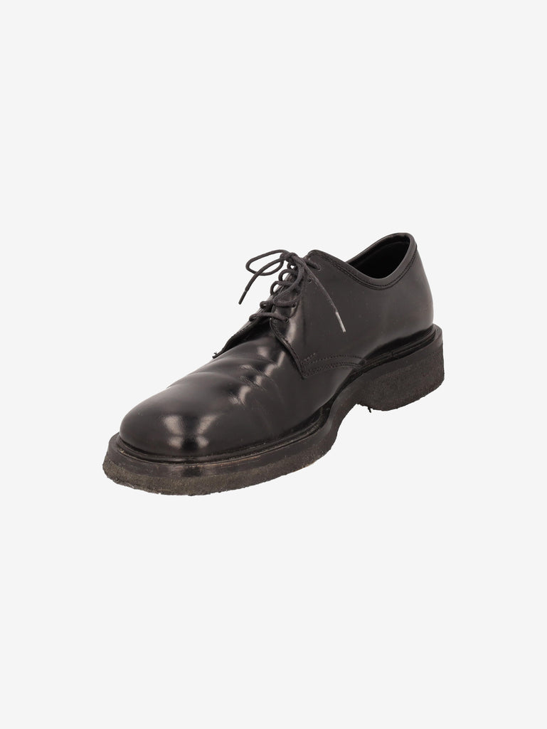 Prada Classic Shoes in Black Leather with Rubber Sole MU260321.44  Prada 
