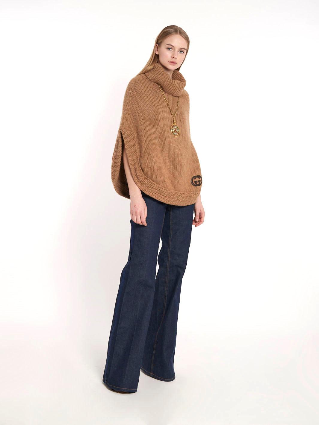 Poncho Y2K Gucci a collo alto color cammello in lana