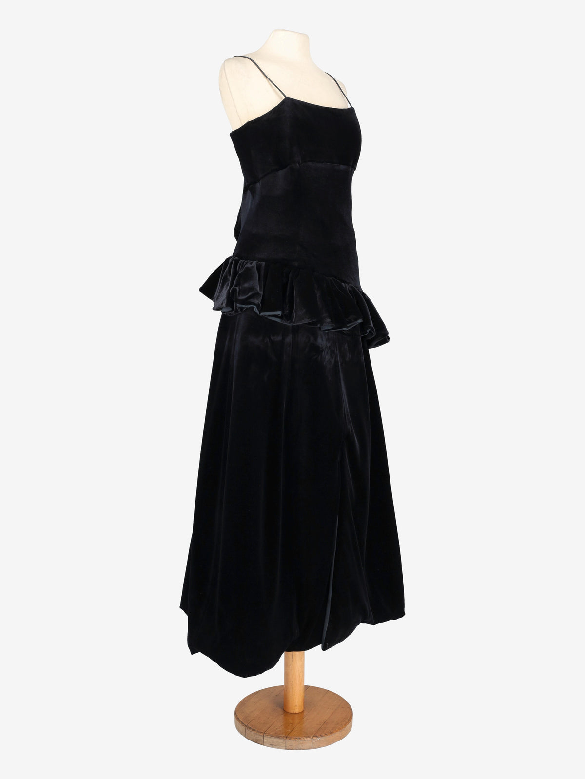 Giorgio Armani Elegant Nightgown W240326.1  Giorgio Armani 
