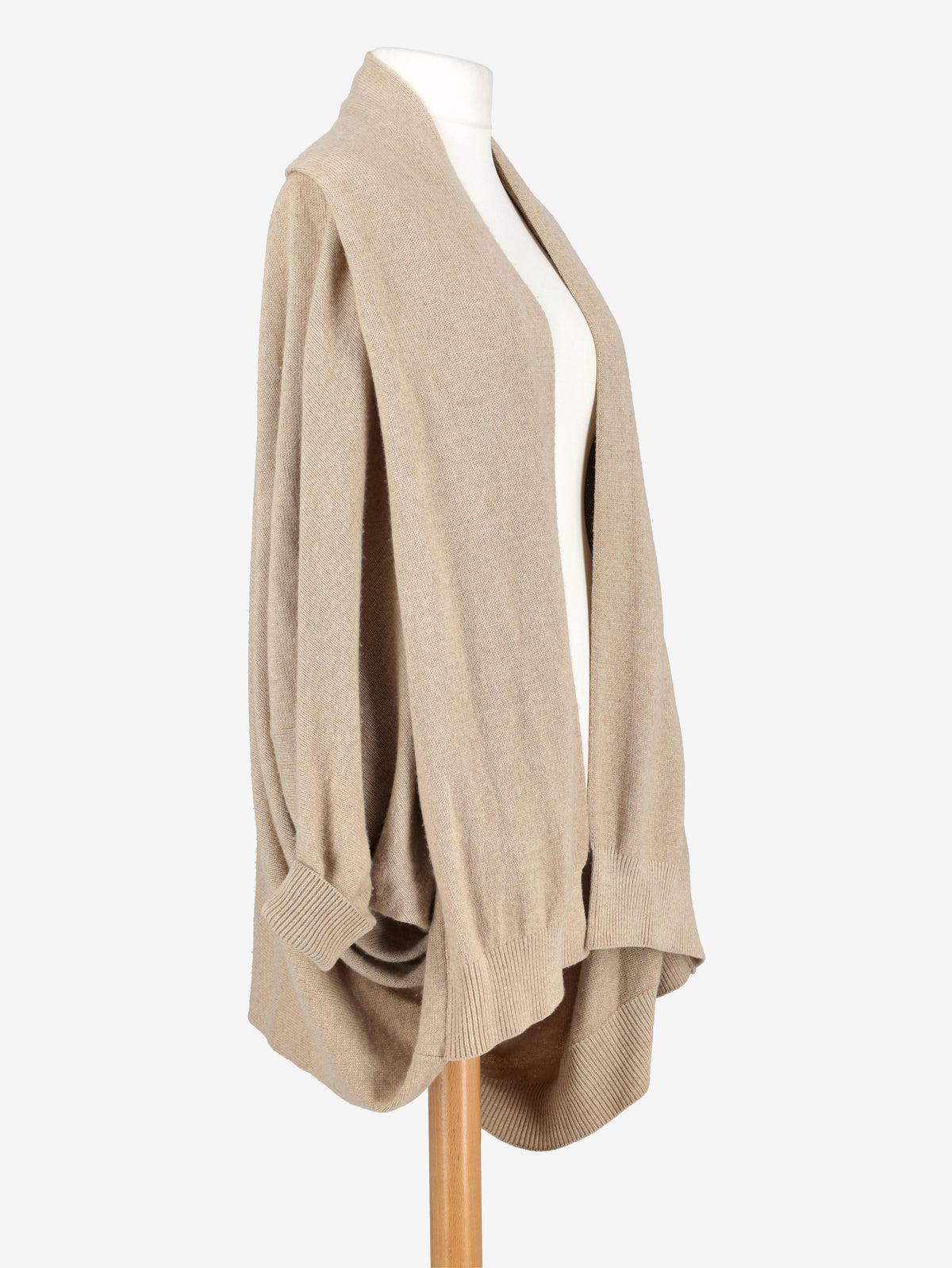 Issey Miyake Asymmetric Wool Cardigan DM10043115  Miyake 