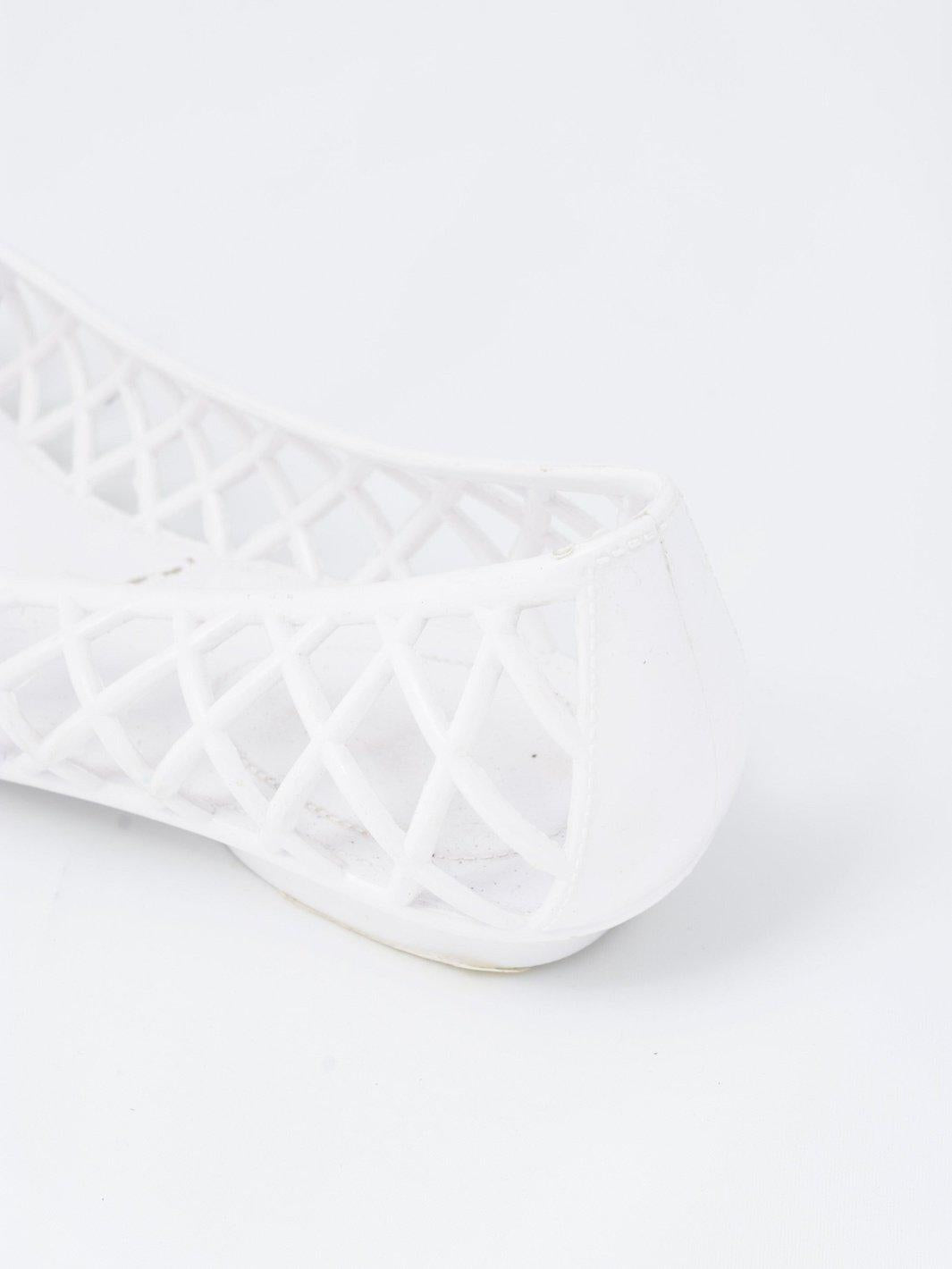 2010 American Apparel white open toe rubber ballet flats W22051940  American Apparel 