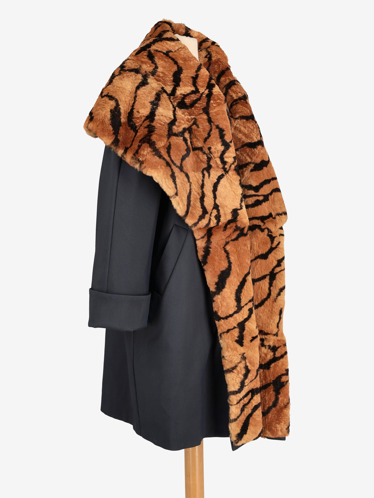 Mondrian Double Lined Coat With Shearling W2511.70  Mondrian 