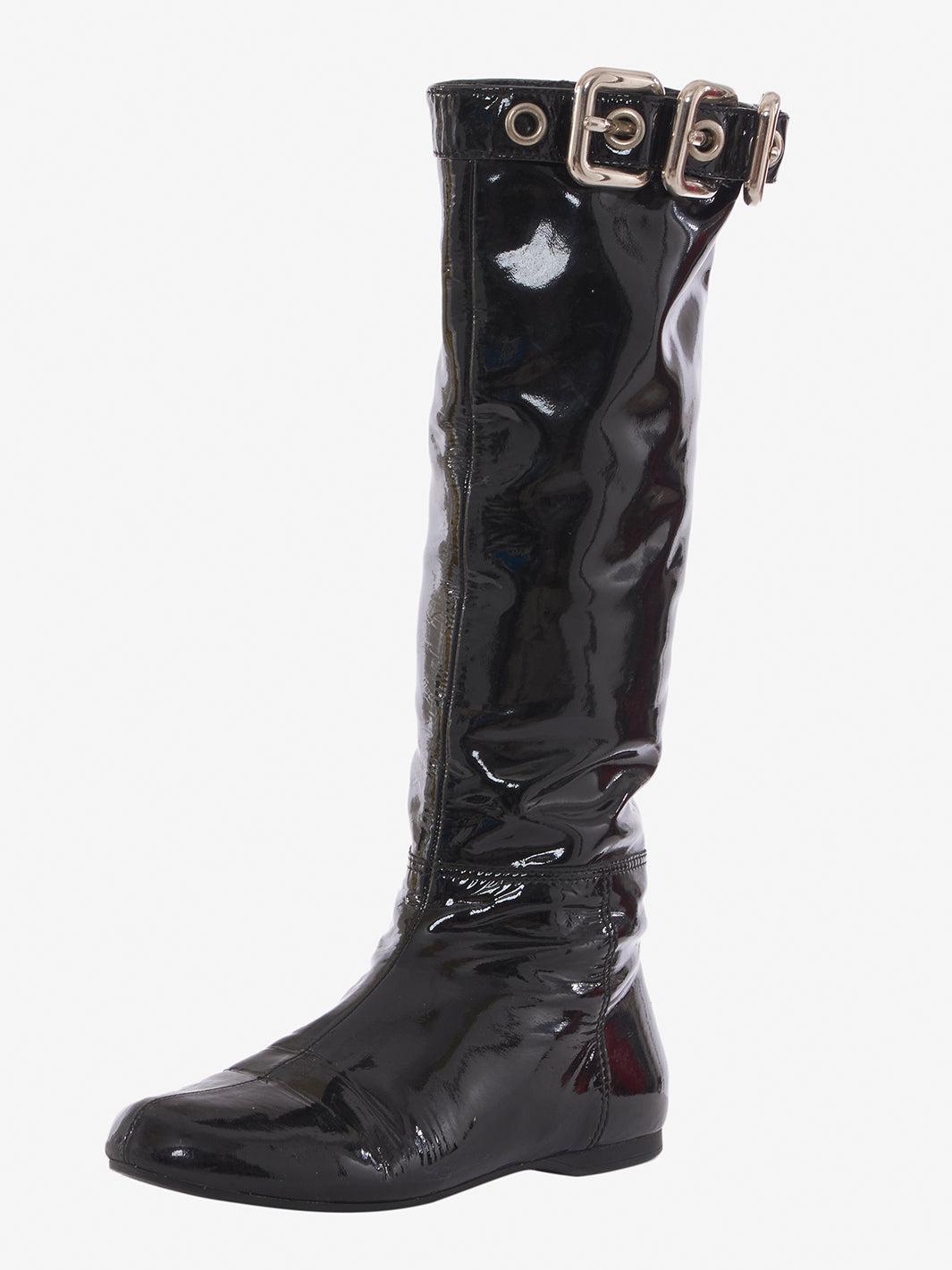 Miu Miu boot in black patent leather, 2000s CVM22.81.21  Miu Miu 