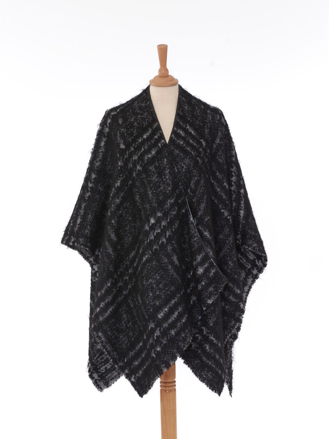 Gucci Pied-de-poule patterned cape