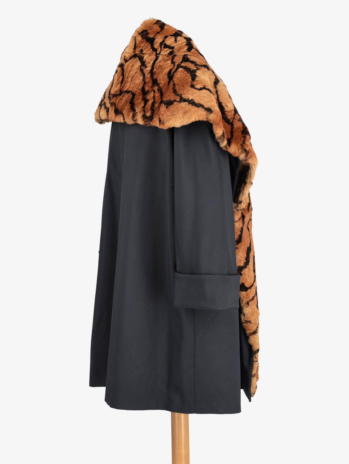 Mondrian Double Lined Coat With Shearling W2511.70  Mondrian 