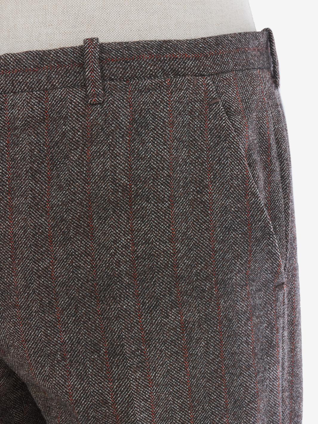 Brown herringbone suit U81_11/18  Vintage 