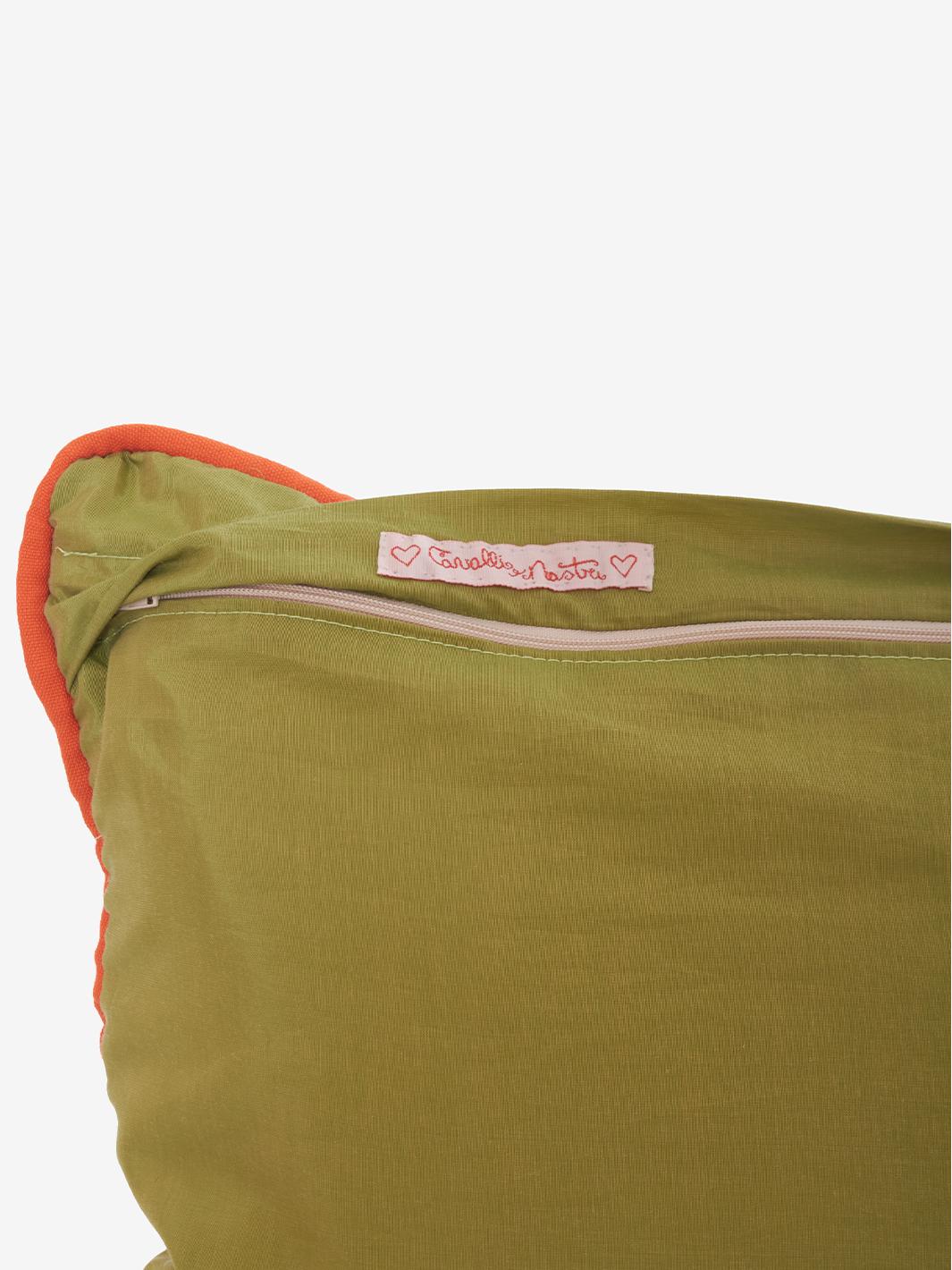 Furnishing pillow