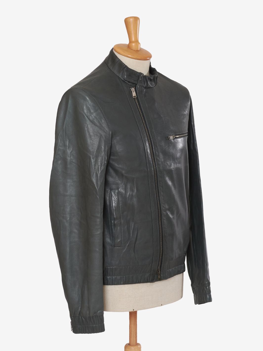 Giacca Yves Saint Laurent in pelle verde effetto chiodo