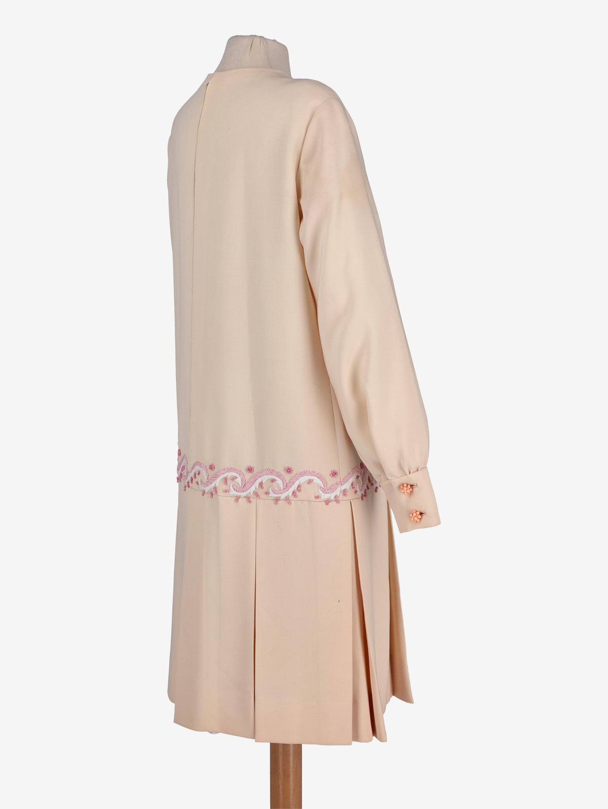 Vintage 1960s/1970s Cream Embroidered Dress Z101223  Vintage 