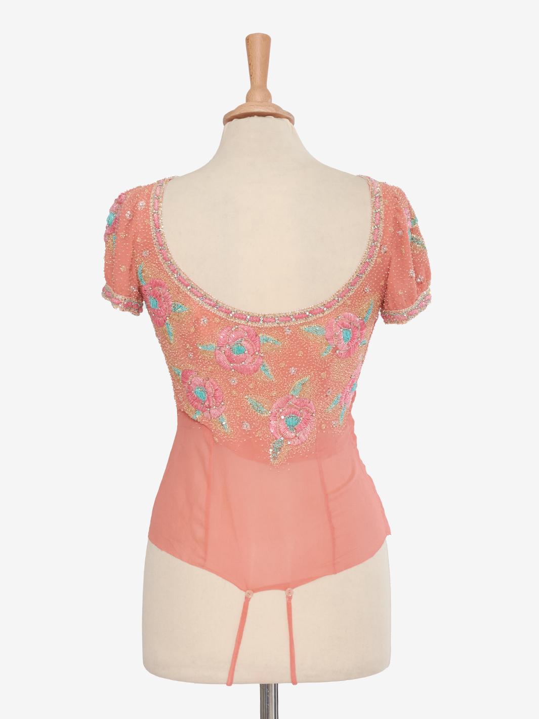 Vintage 70s t-shirt embroidered by hand