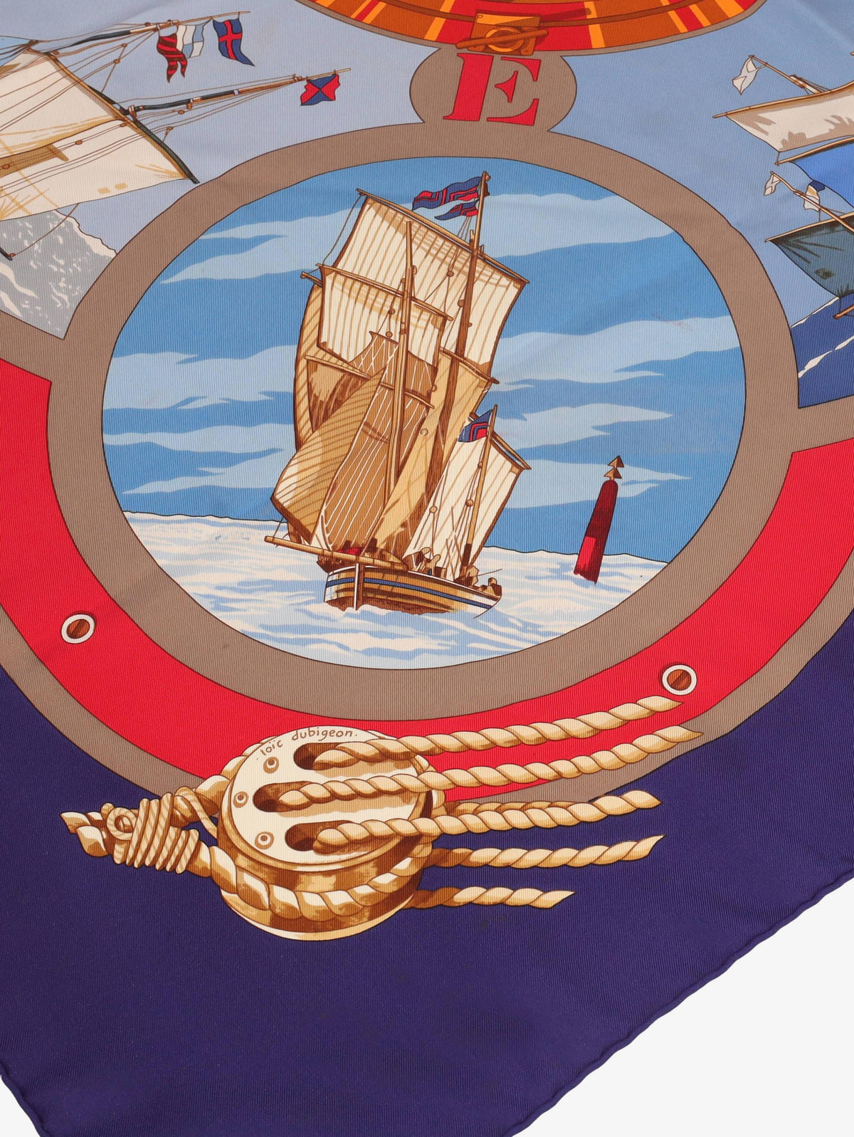 Hermès Foulard Belle Amures By Loïc Dubigeon