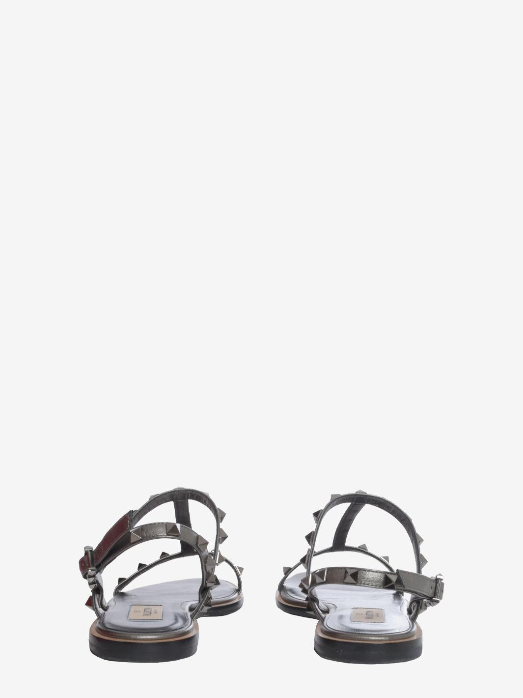 Valentino 银色铆钉凉鞋