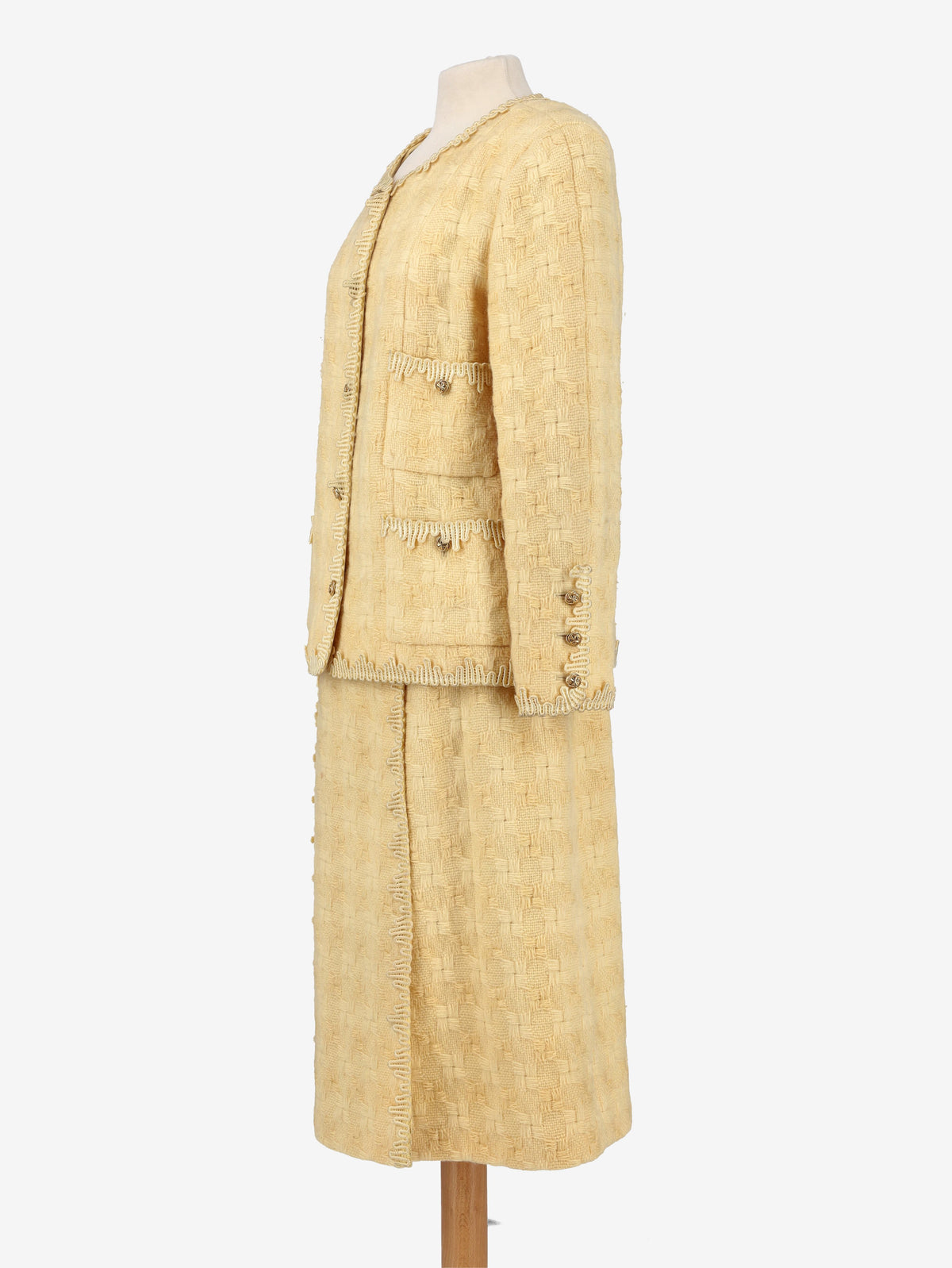 Chanel Boutique Yellow Wool Suit WCV13032025.81  Chanel 