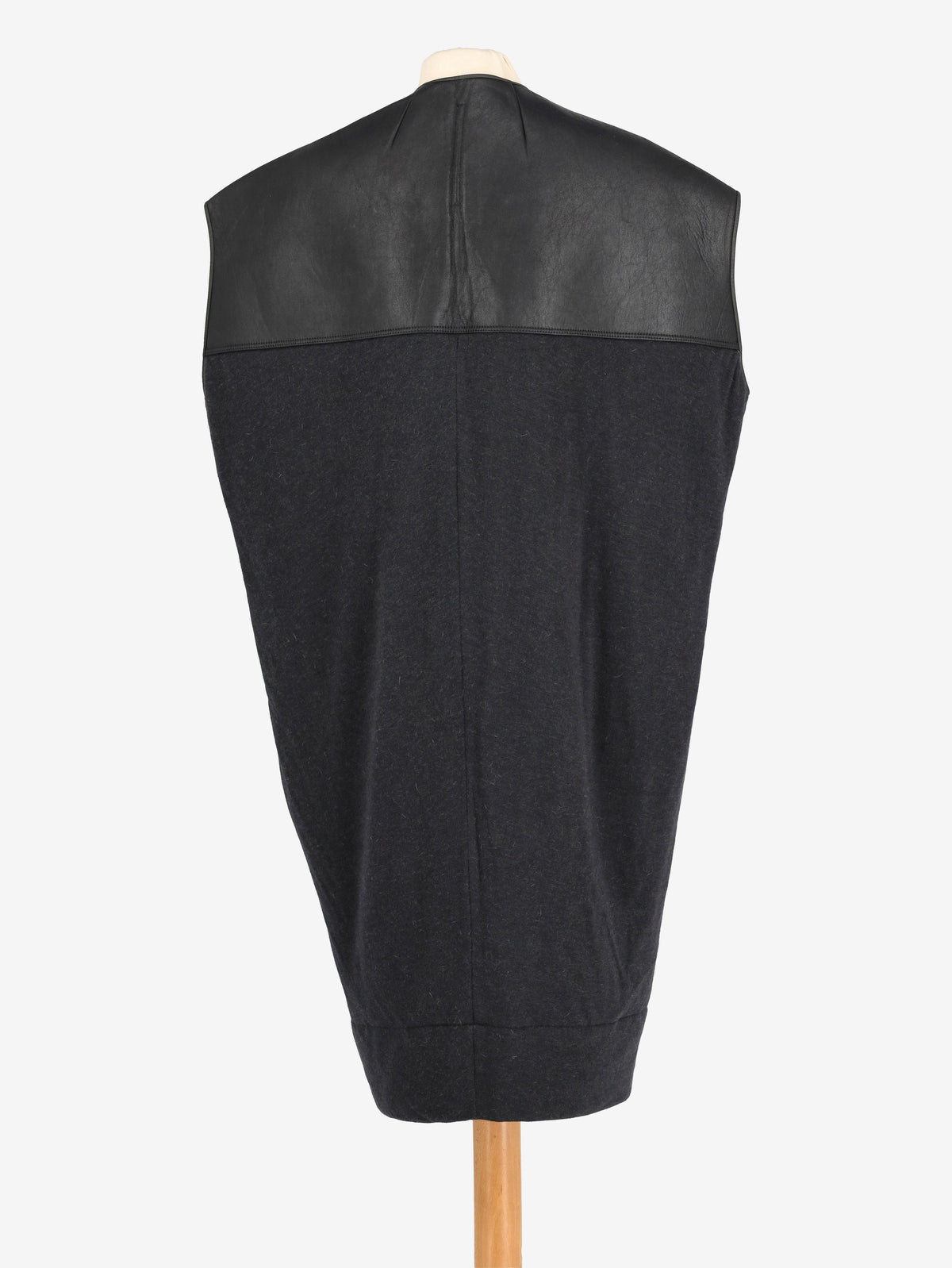 Rick Owens Lilies Leather Plain Mantle RM290925.70  Rick Owens 