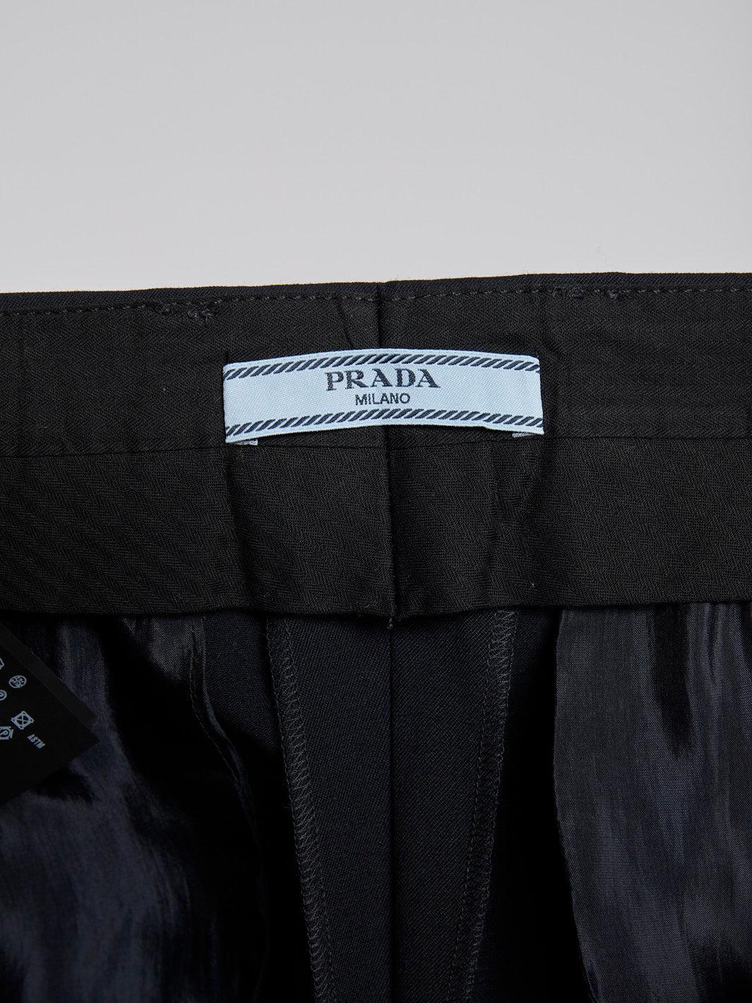 Y2K black low-rise Prada trouser with pockets W22031723  Prada 