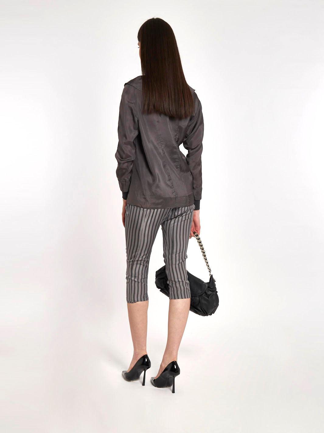 Pantaloni Y2K Marni in seta pantaloni capri con fantasia a righe