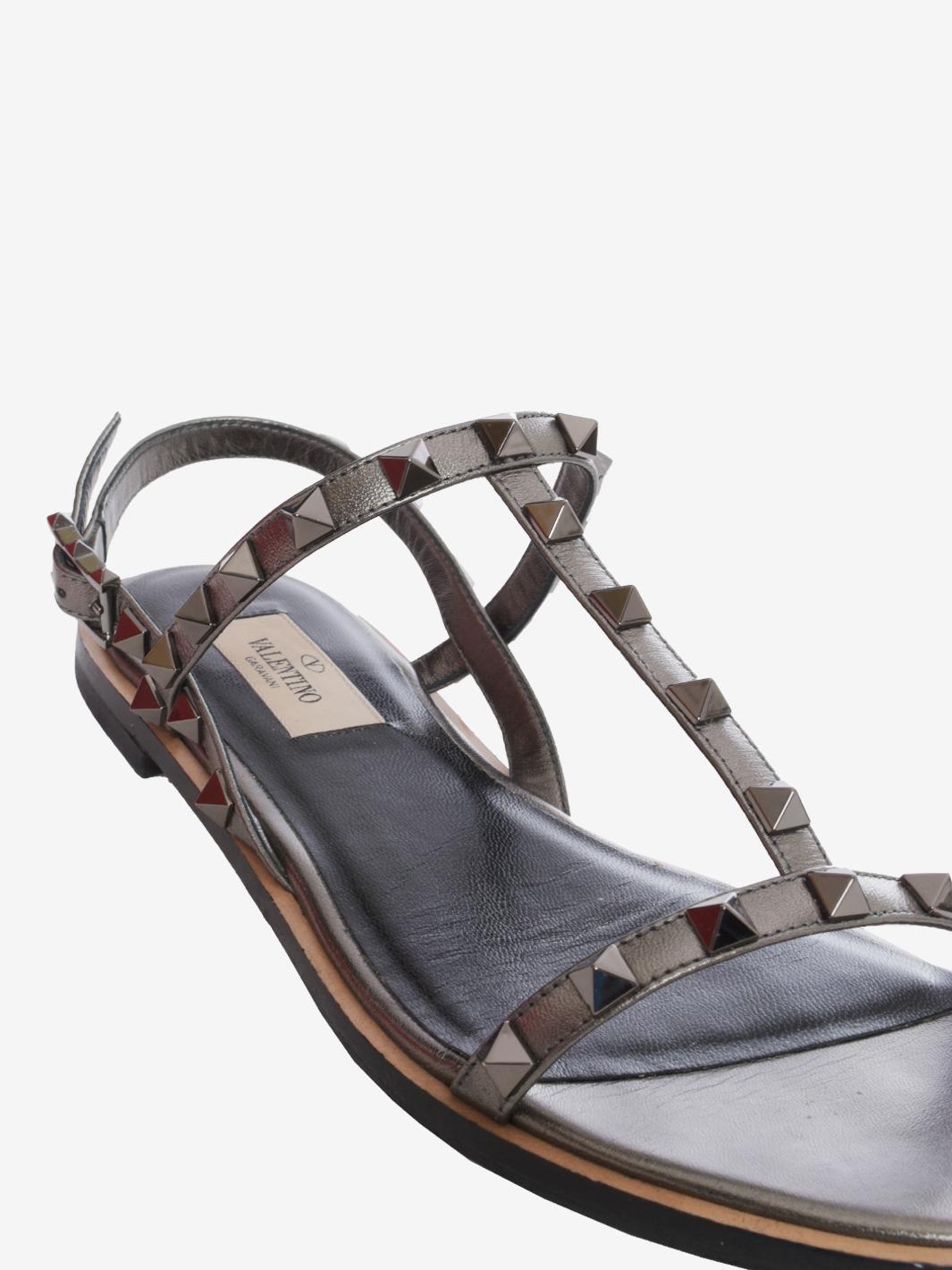 Valentino 银色铆钉凉鞋