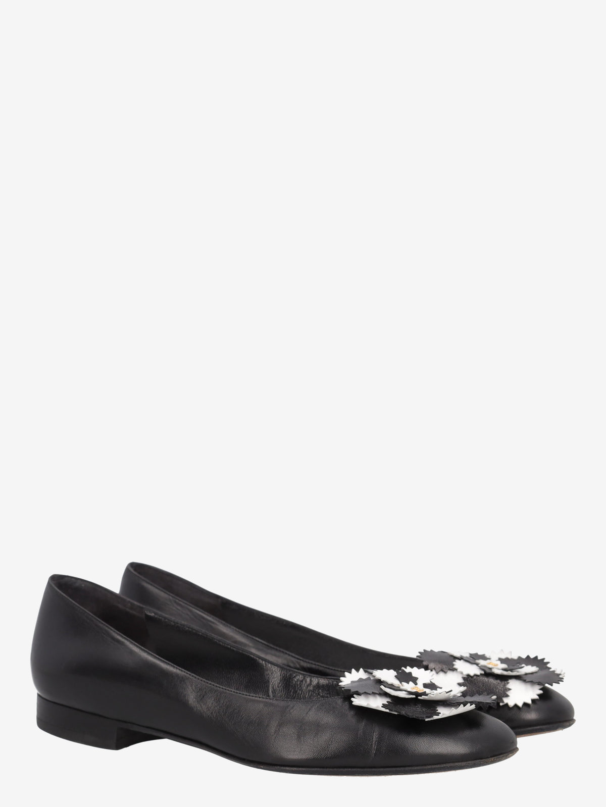 Chanel Leather Ballerina Shoes WCV24101010  Chanel 
