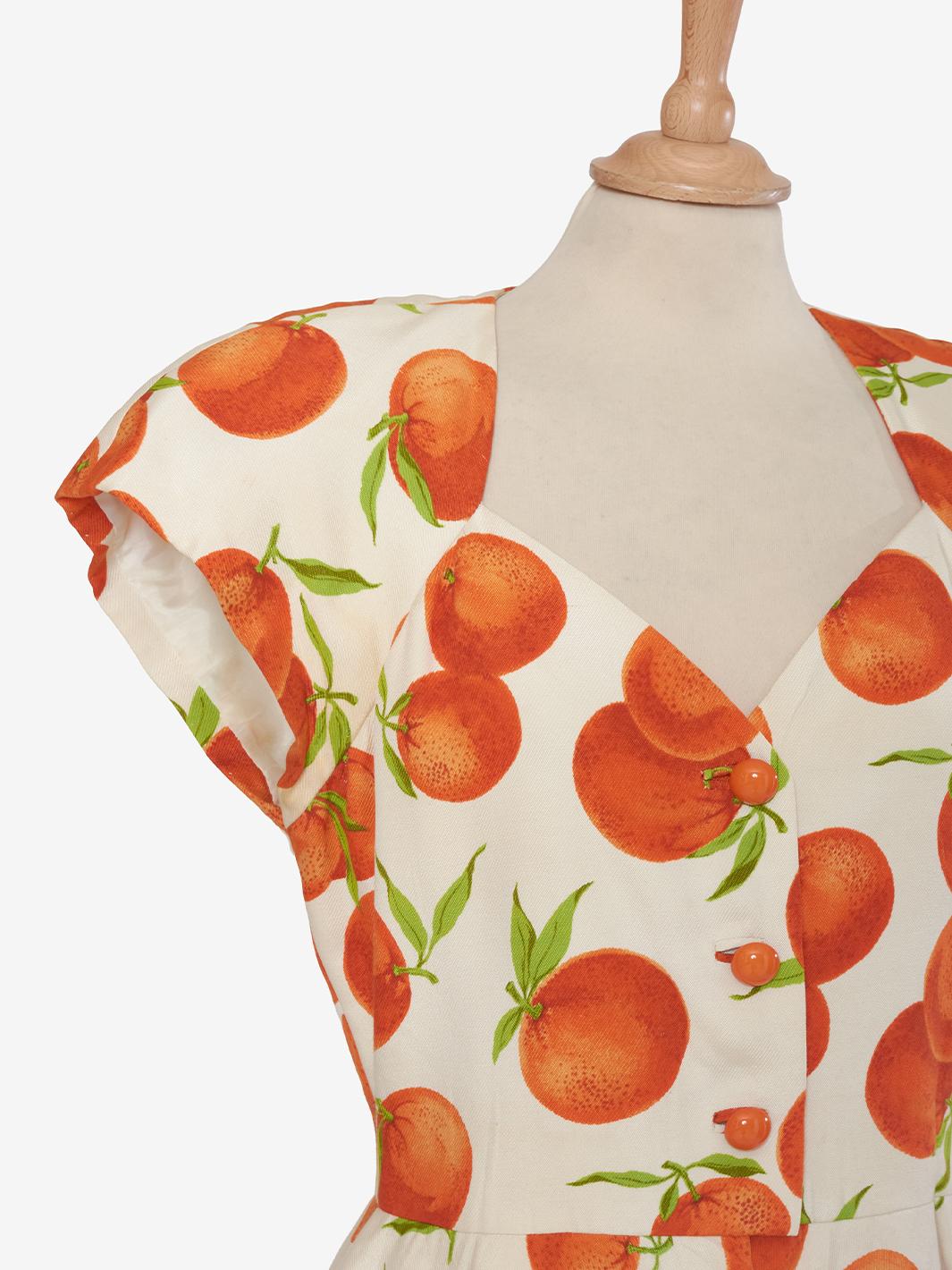 Vintage suit in mandarin pattern
