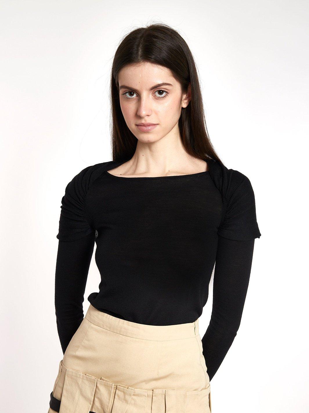 Maglione Y2K Prada in lana nera a maniche lunghe con scollo a barchetta