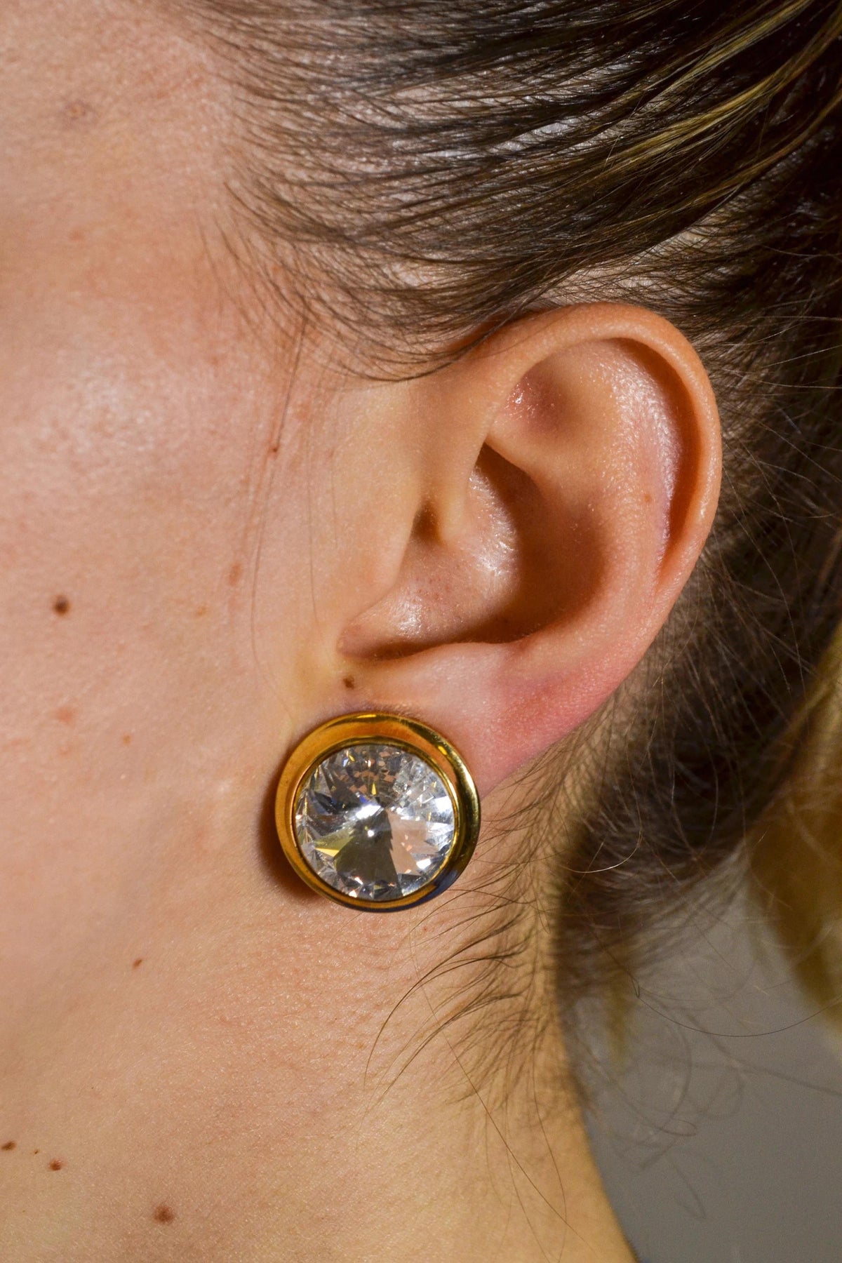 Bozart Clip-on Earrings with Rhinestone W22040616  Bozart 