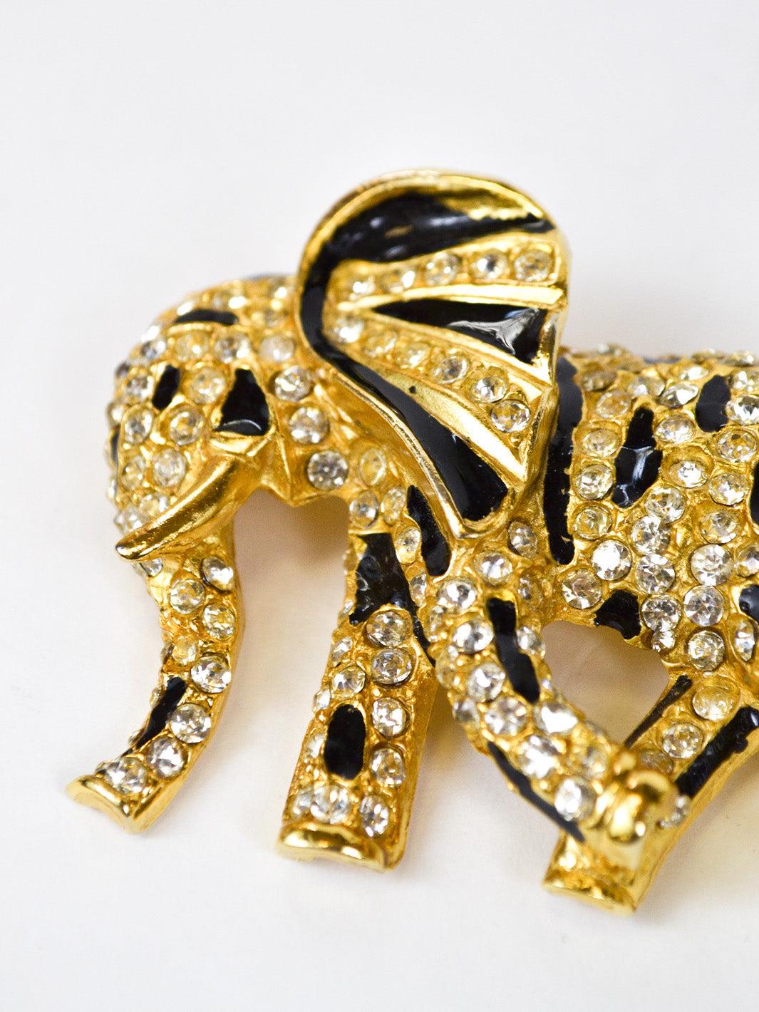 1980s elephant-shaped brooch with black varnish and rhinestones W22051930  Vintage 