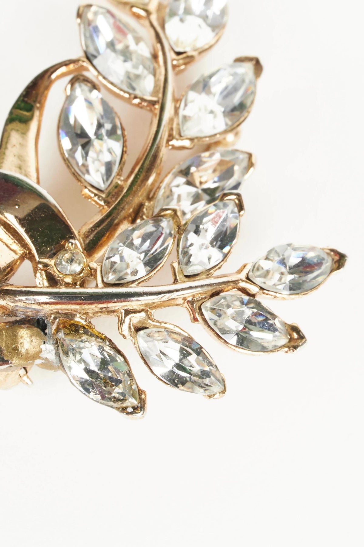 Trifari Leaves Brooch W2202084  Trifari 