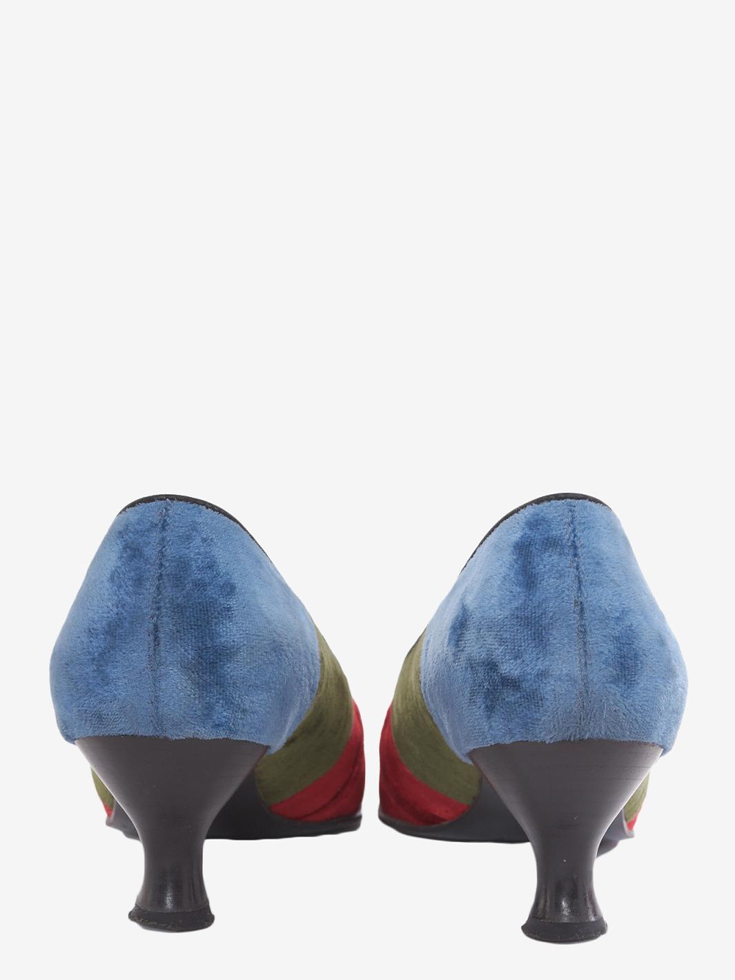 Salvatore Ferragamo pumps limited edition Axia model