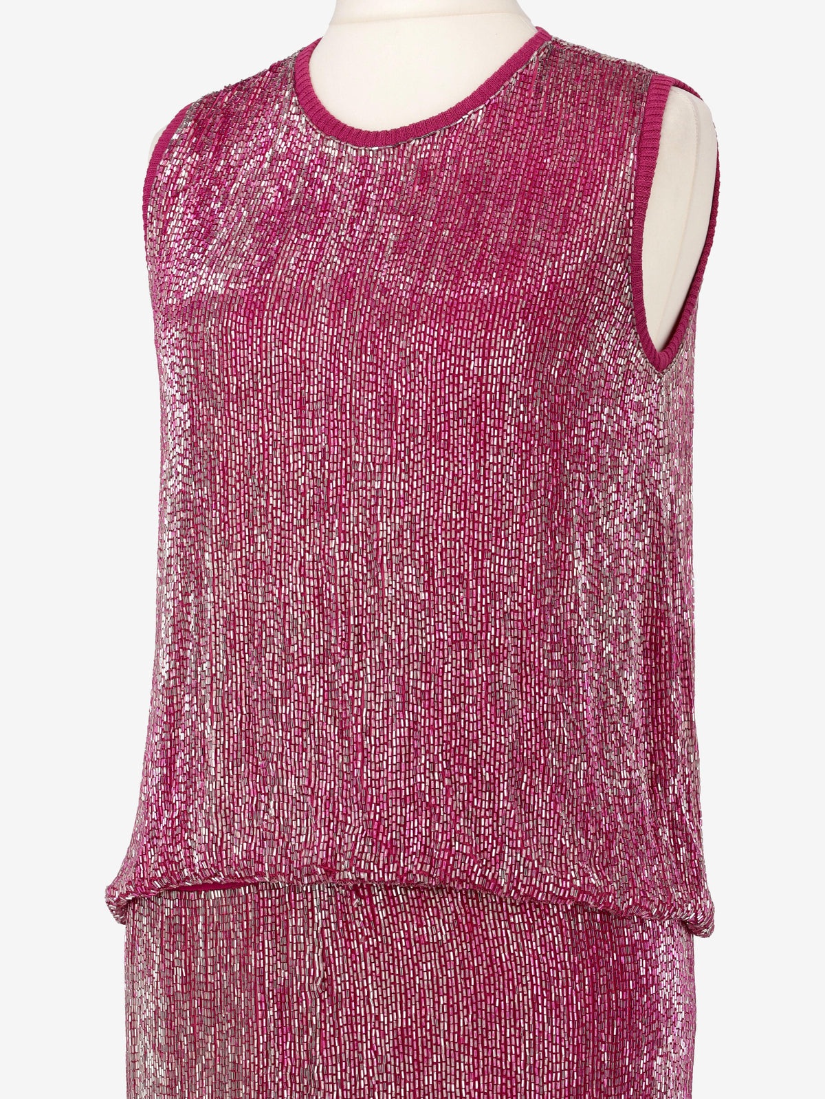Gianfranco Ferré Fuchsia Beaded Suit WCV041224.153  Gianfranco Ferré 